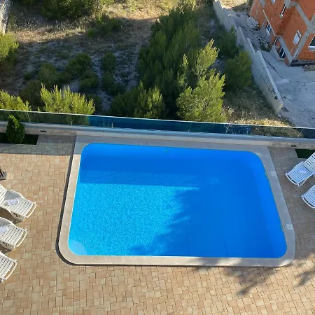 Apartment Matanovi Dvori *