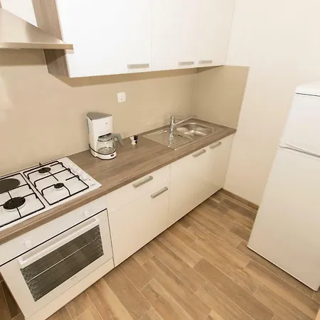 Matanovi Dvori 마카르스카