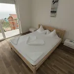 Matanovi Dvori * マカルスカ