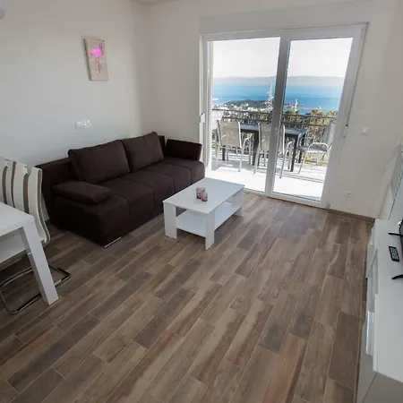 Matanovi Dvori * Makarska