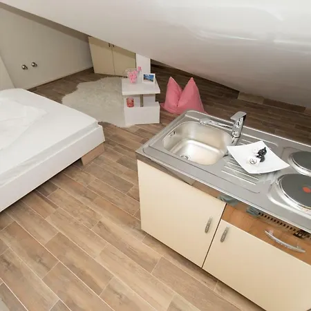 Matanovi Dvori Apartmán Makarská